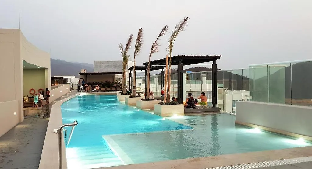 Rodadero Sur Playa Privada Y Zonas Sociales Excelentes Santa Marta  Santa Marta (Magdalena)