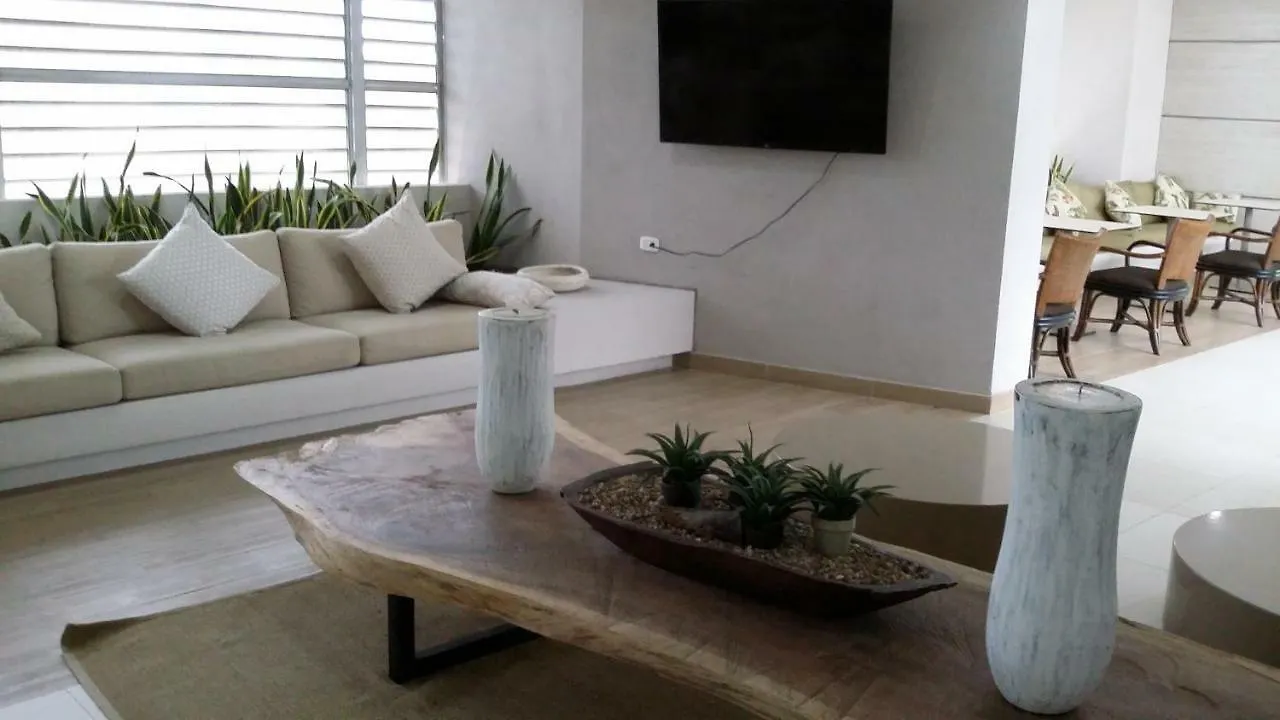 Apartamento Rodadero Sur Playa privada y zonas sociales excelentes Santa Marta