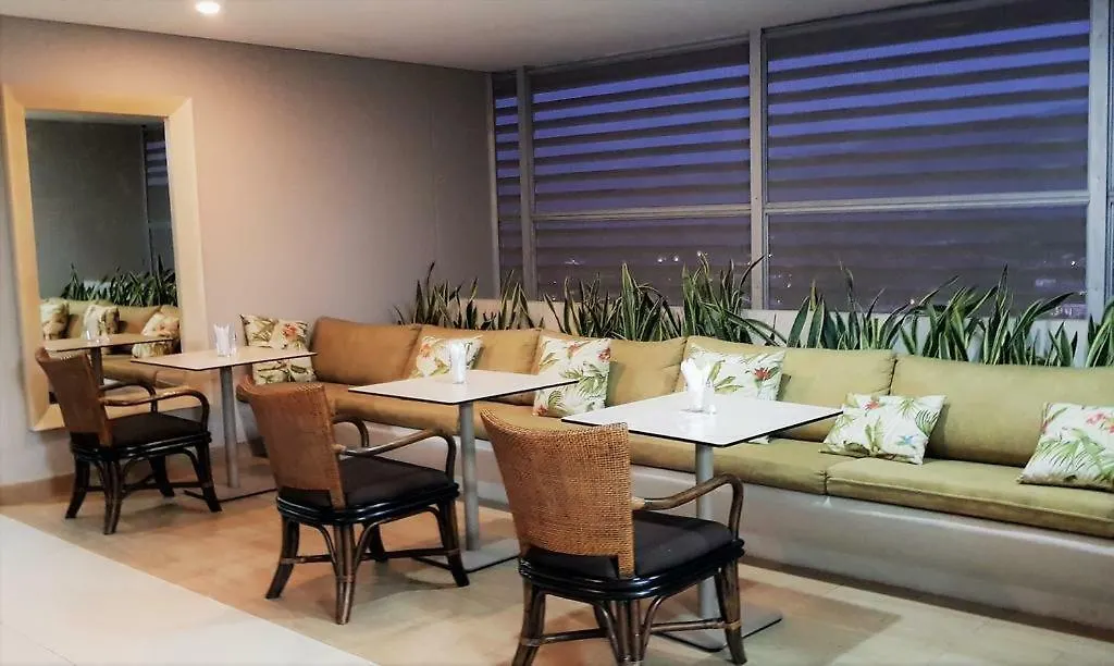 Rodadero Sur Playa privada y zonas sociales excelentes Santa Marta  Apartamento Santa Marta (Magdalena)